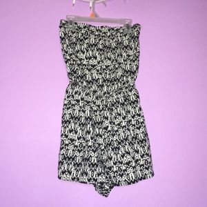 Black and white H&M patterned romper